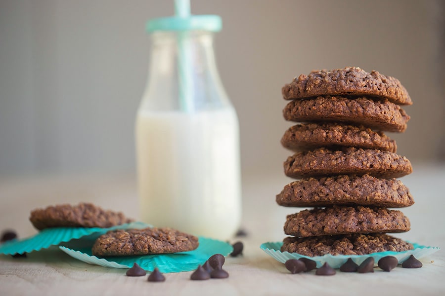 Chocolate Oat Soft-Baked Cookies