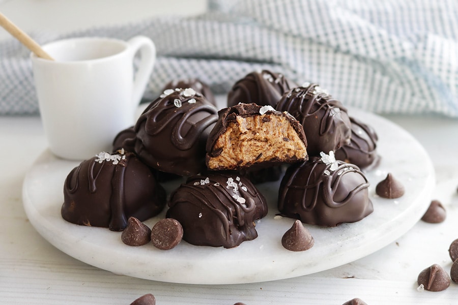 Chocolate Almond Truffles